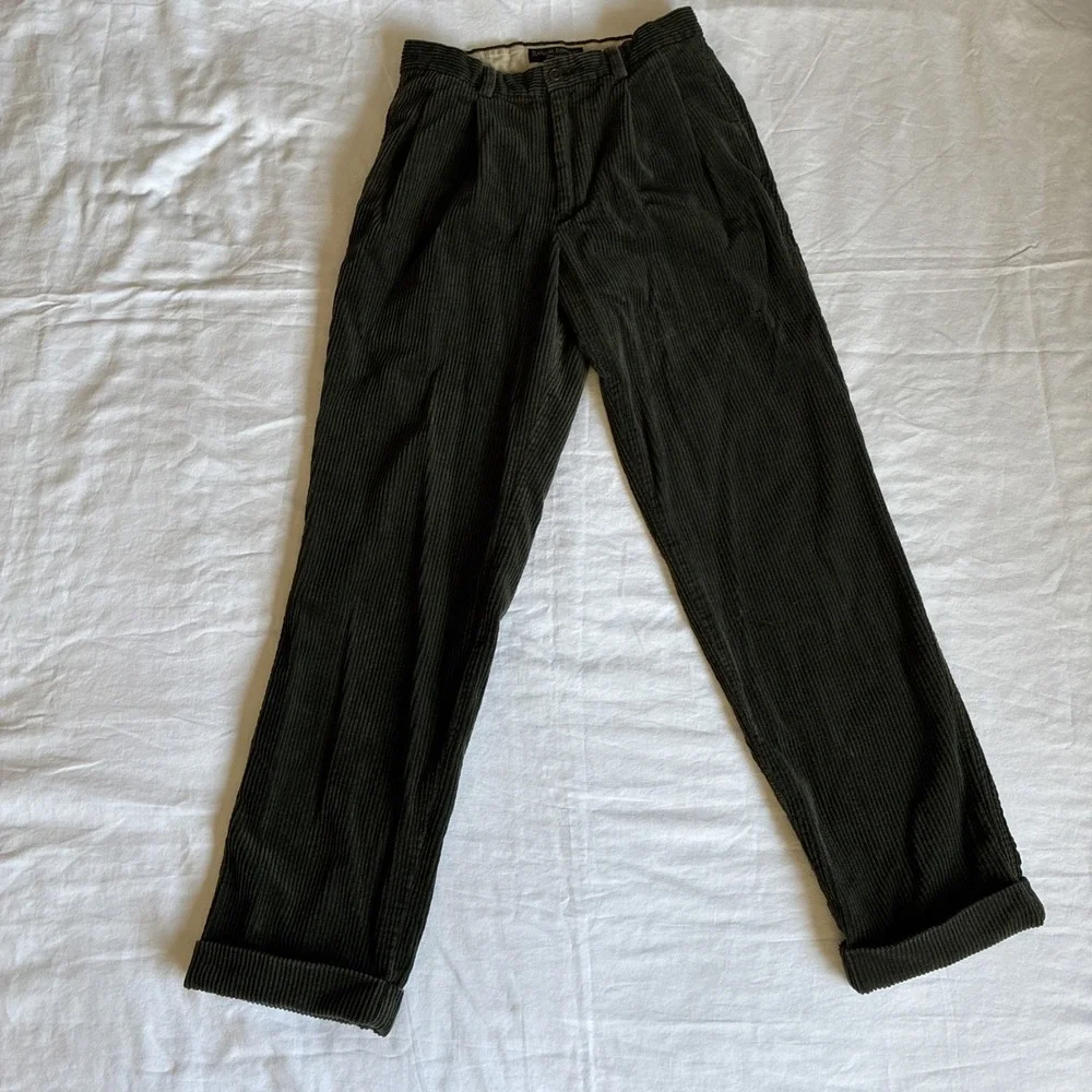 Banana Republic Vintage Smithfield Pants Two Pleat Green Corduroy Size 29R